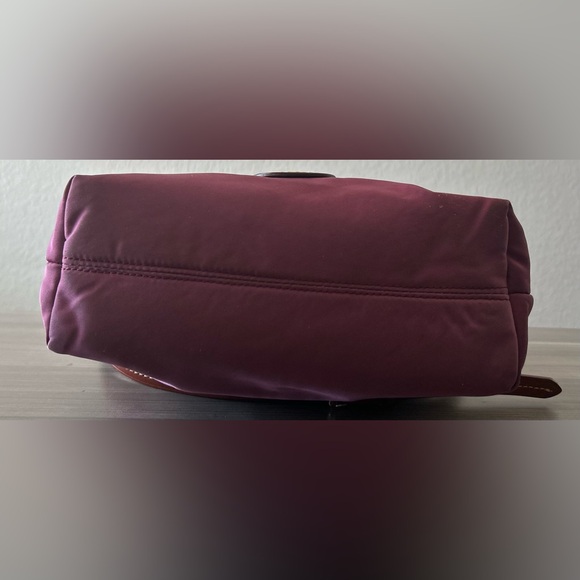 Dooney and Bourke handbag - Picture 6 of 11